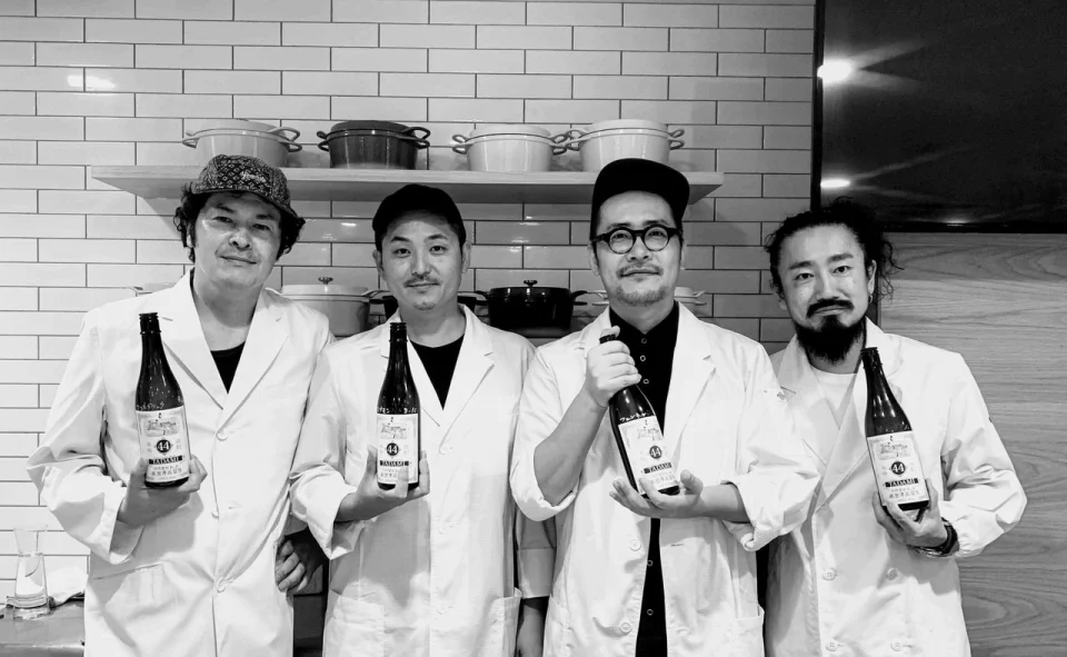 オリエンタルリカーとのコラボでスパイス酒を発売！ 極上スパイスが